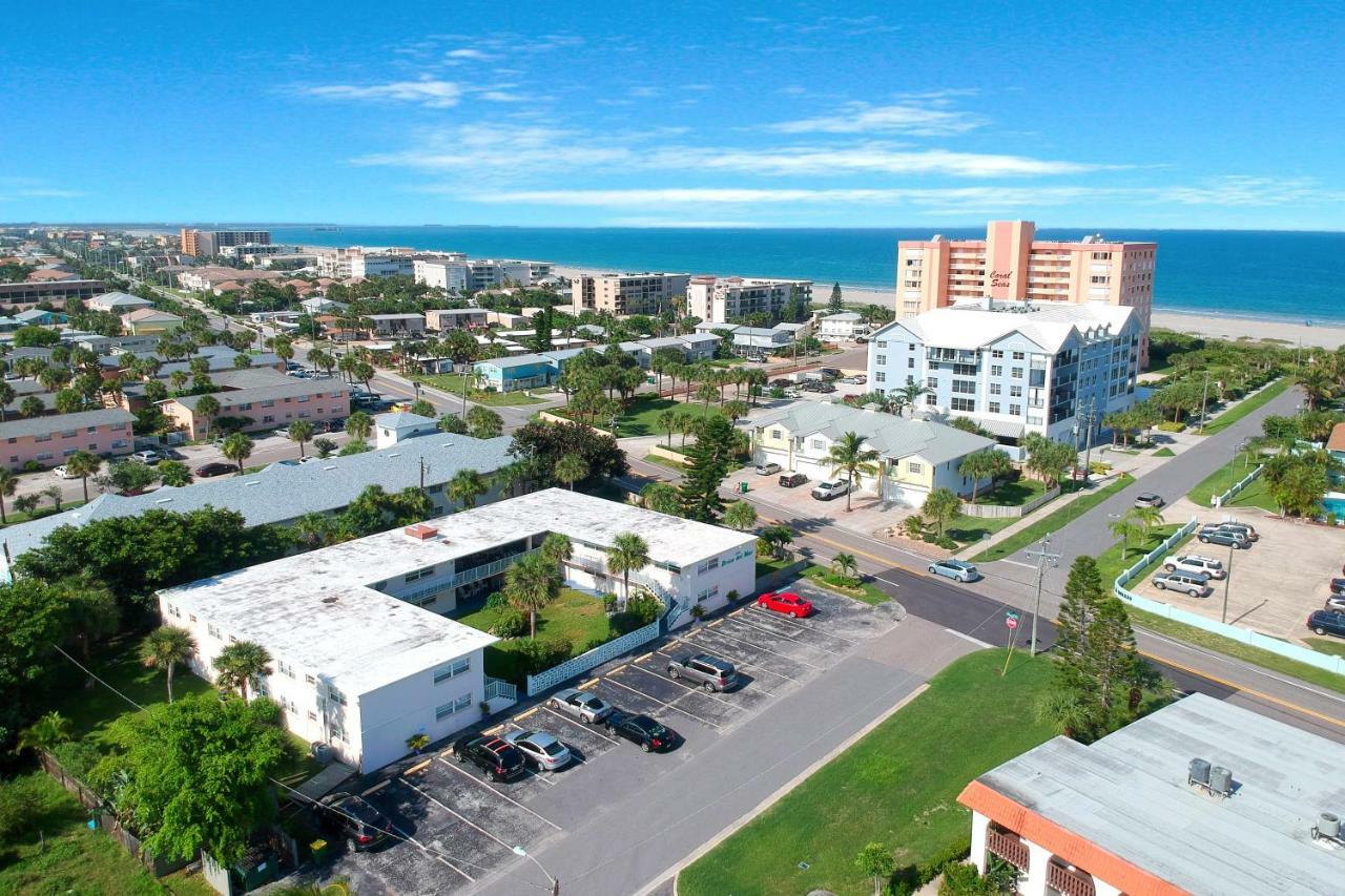Brista Del Mar Condos Cap Carnaveral Extérieur photo