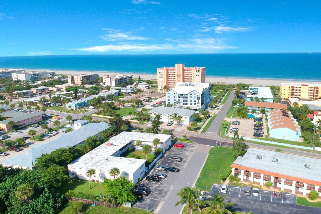 Brista Del Mar Condos Cap Carnaveral Extérieur photo